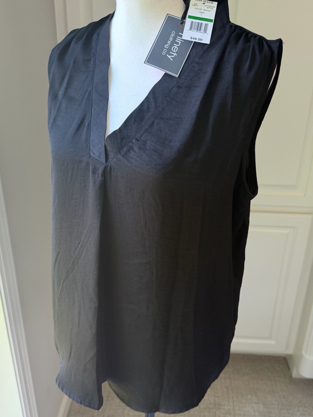 Ninety Black V-Neck Sleeveless Camisole